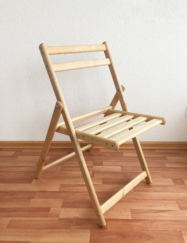 Стул складной деревянный в Кургане