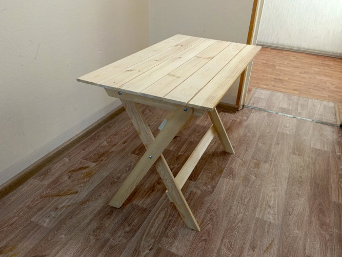 Стол складной деревянный в Кургане