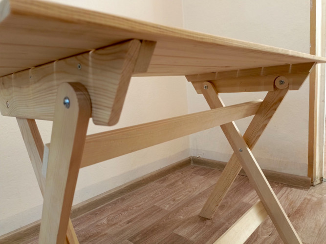 Стол складной деревянный в Кургане