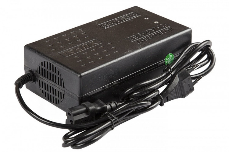 Зарядное устройство RuTrike для аккумуляторов 60V32A/H (4A) в Кургане